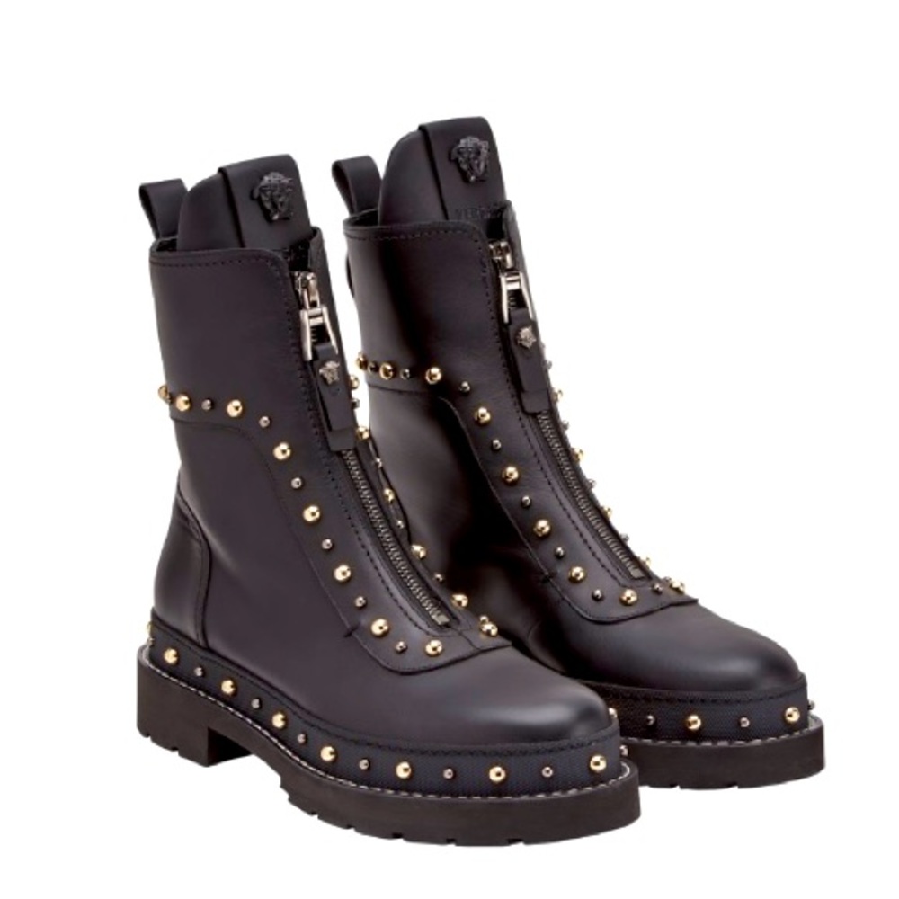 NWT Authentic Versace city stud ankle boots 5US (36 Europe) black
